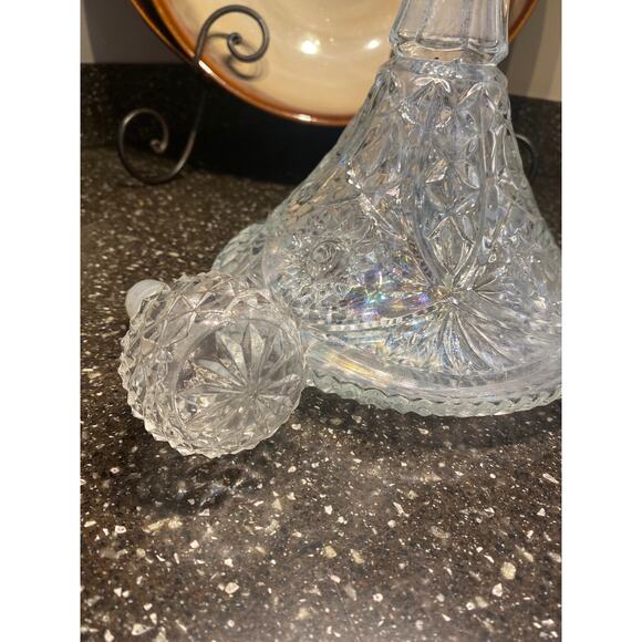 Beautiful Vintage crystal cut glass decanter. Pristine condition. - Picture 6 of 6
